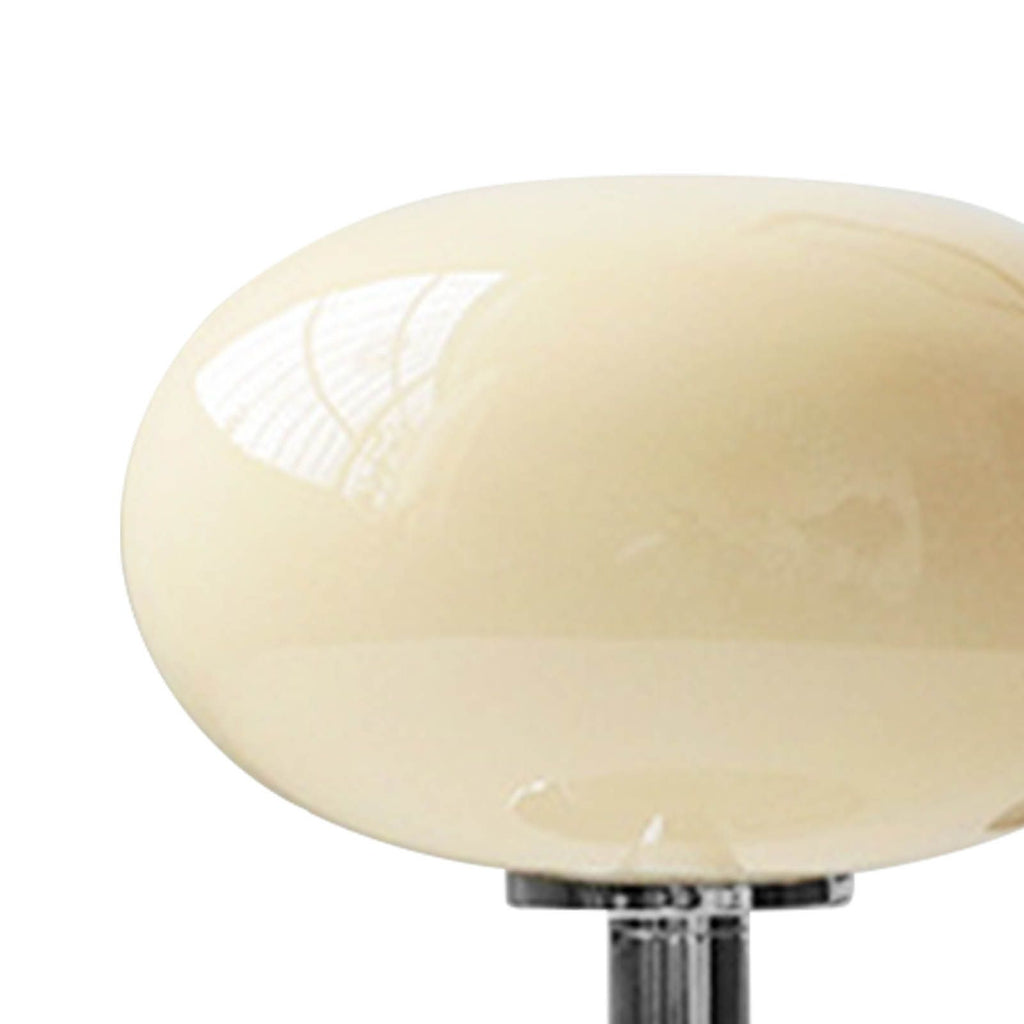 Bedside Table Lamp Iron Base Cute Shape Simple Modern Elegant Nightstand Lamp for Home Button Switch Beige