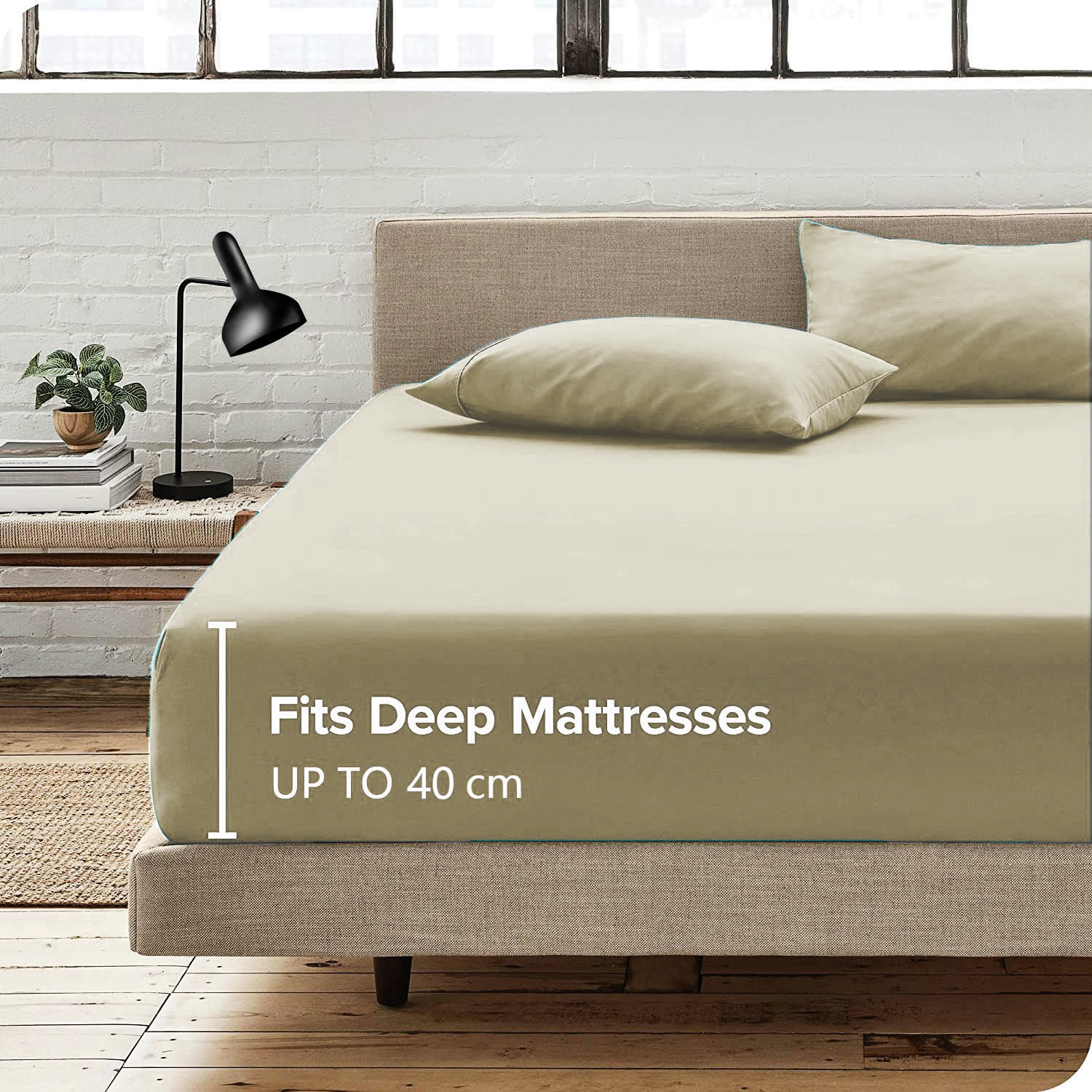 3 Piece Fitted Sheet Set- Fitted Sheet & Pillowcases -Breathable Bedding - Wrinkle, Fade, Stain Resistant- 40cm Deep Pocket Fitted Bed Sheet Set(Cream White,Queen)